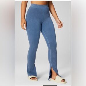 Cloud Seamless High-Waisted Split Flare